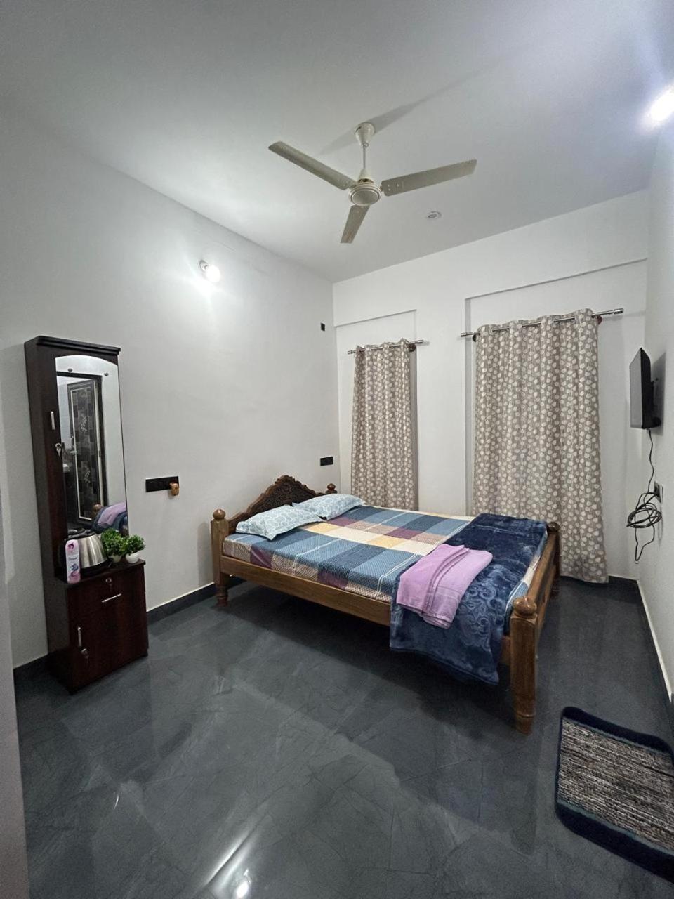 Travel Inn Mysore Vanivilasa Puram エクステリア 写真